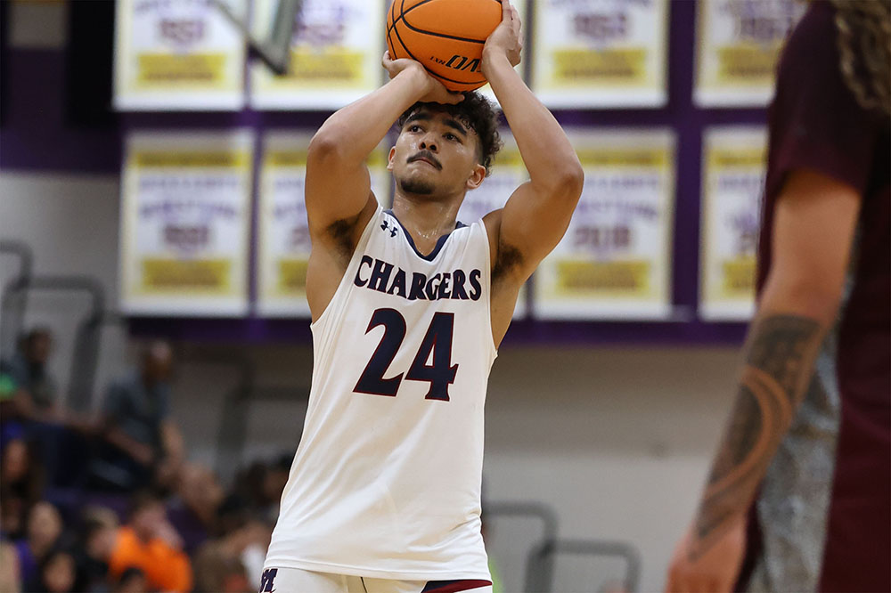 McClintock Chargers Volz Free Throw!