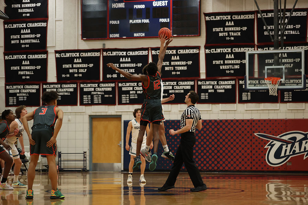 Highland vs Ironwood tipoff!